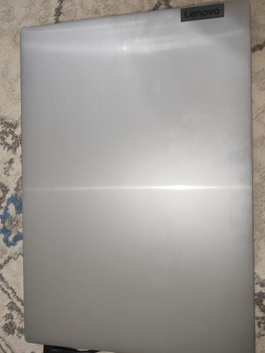 Продам ноутбук в хорошем состояние.