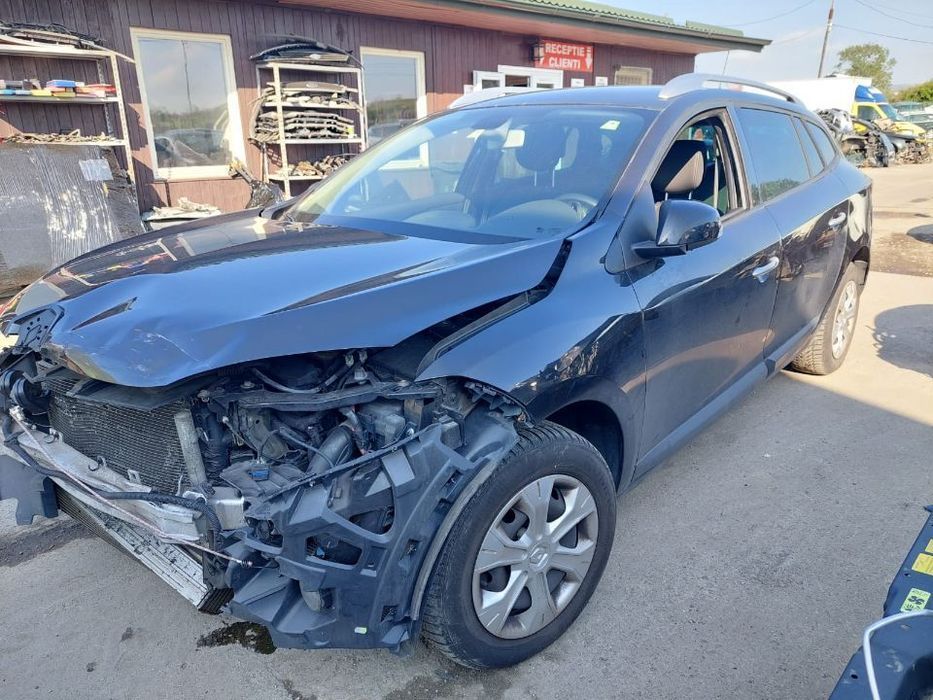 Dezmembram Renault Megane 3, an 2011, 1.5 DCI, 110 cp, cod K9K J8