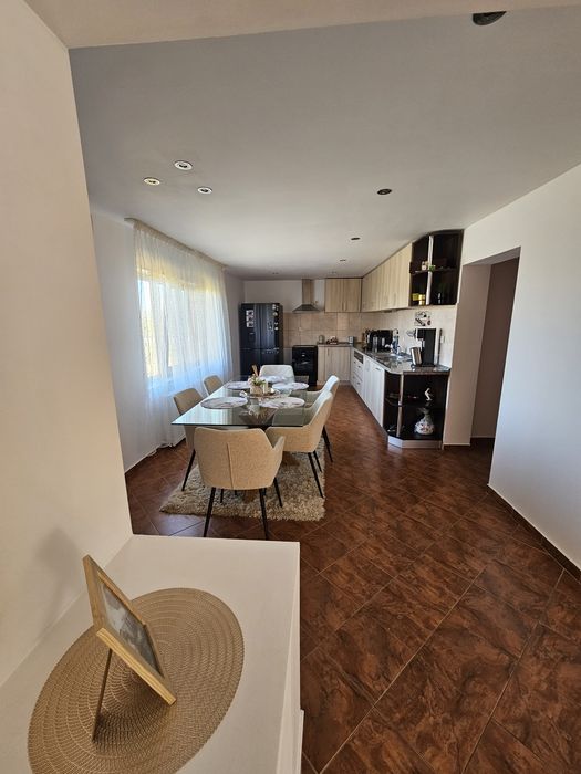 Vând casă în Nima, 420 m², teren 3.800 m²,