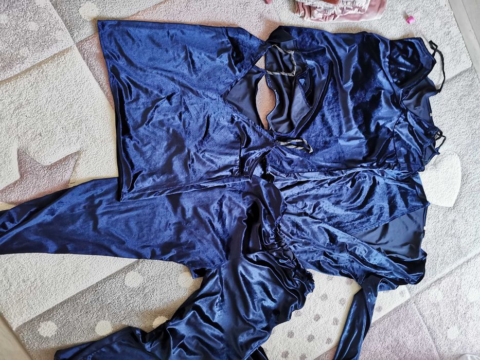 Set pijamale catifea roz și albastru închis 100 ambele