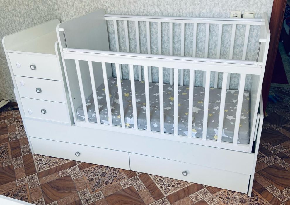 Продам манеж трансформер в отличном состоянии