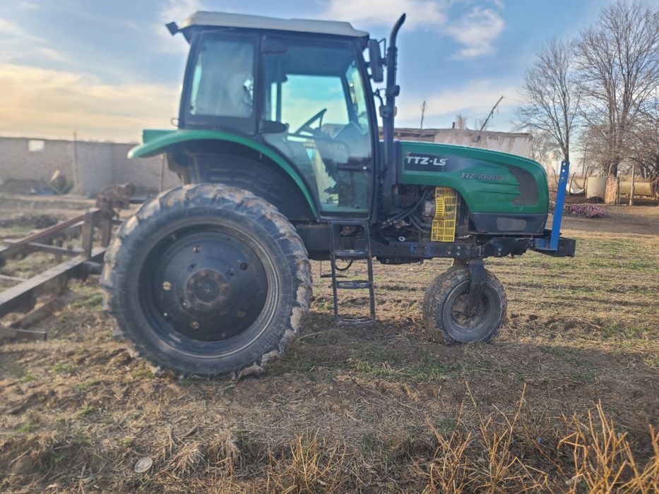 Traktor LS 100hc sotiladi