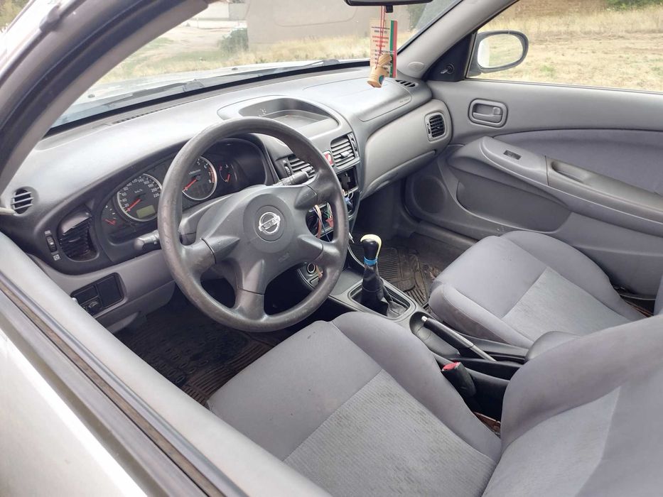 Nissan Almera 1.5/98 на части.