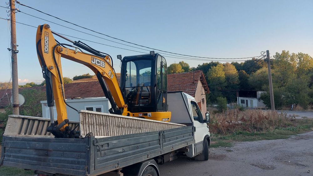 Услуги Мини Багер 3т. и Самосвал Перник,София,Брезник,Дупница