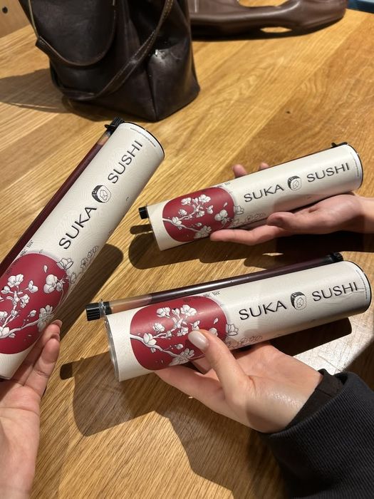 Упаковка для суши и роллов