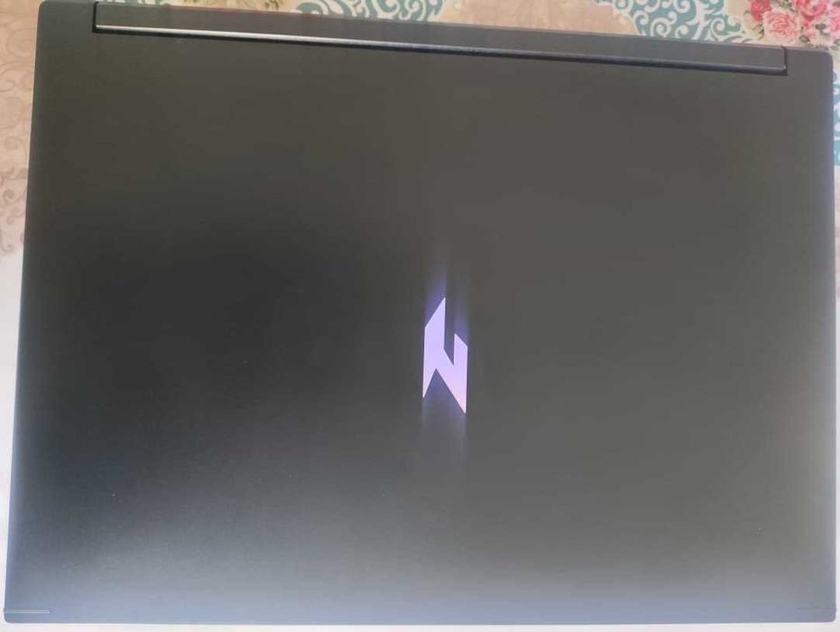 Игровой мощный ноутбук Acer