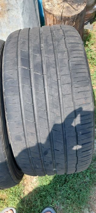 Vând  2 cauciucuri 315 30 r22 și 2 cauciucuri 295 35 r 21