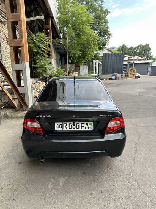 Nexia 2 1,6  dons