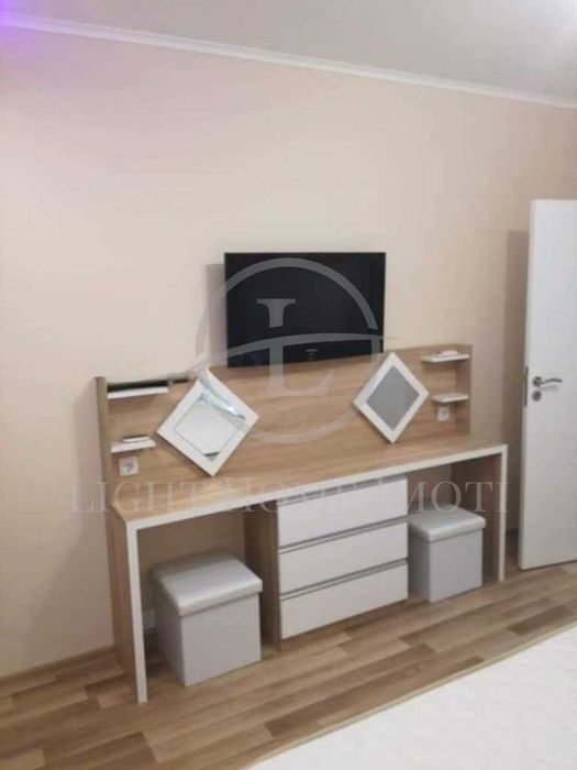 Продава се Двустаен апартамент в Пловдив, Тракия - 75 кв.м за 2314 €/кв.м - Снимка #4