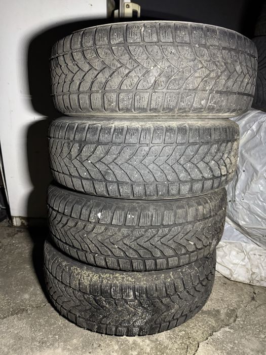 Джанти от пежо 185/65/14 със зимни гуми