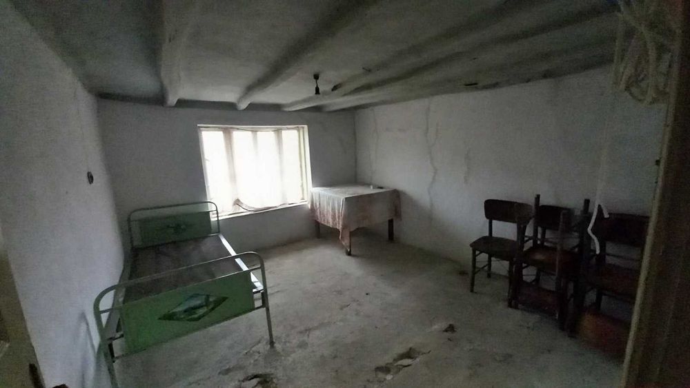 Продава се Къща в с. Топчии, Област Разград - 100 кв.м за 100 €/кв.м - Снимка #9