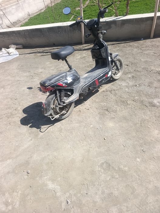 Elektron skuter holati yaxshi