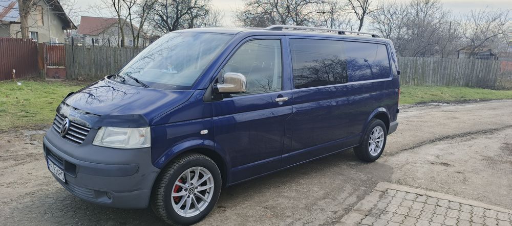 Volkswagen Transporter T5 an 2009 extra lung 5 locuri