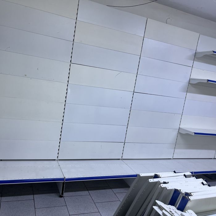 Стеллаж в магазин
