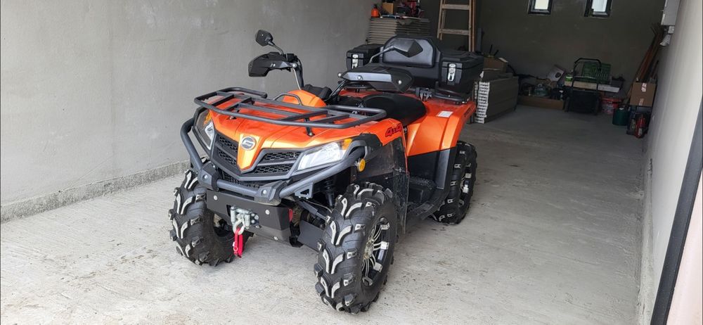 Atv CF moto 520l număr negru