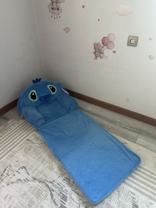 Палатка, домик, диван
