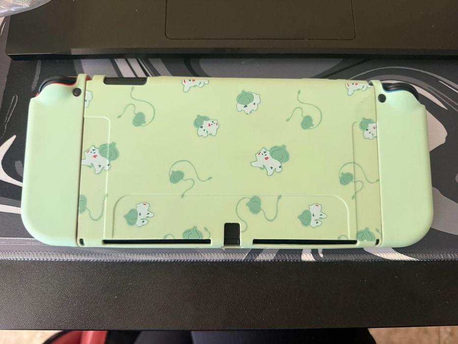 Nintendo Switch Oled  + protective case