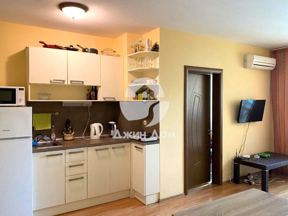 Продава се Двустаен апартамент в к.к. Слънчев бряг - 50 кв.м за 1360 €/кв.м - Снимка #2