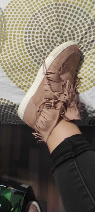 Дамски обувки в много добро състояние