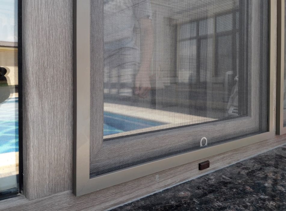 Moskidniy setka eshik romlar uchun