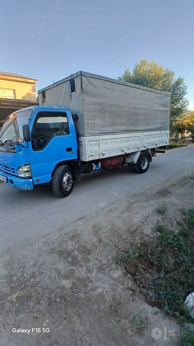 Isuzu furgon 2008
