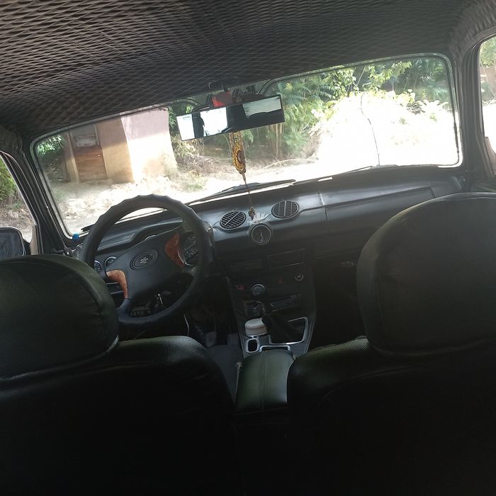 Vaz2106 sotiladi