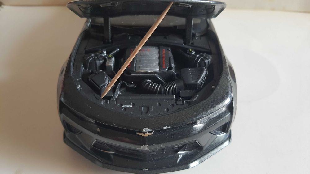Nissan GT-R 2009 и Chevrolet Camaro 2017 - Мащаб 1:18