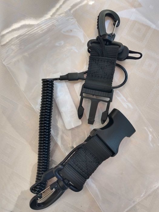 Водолазни чорапи,ретрактор и други аксесоари - нови