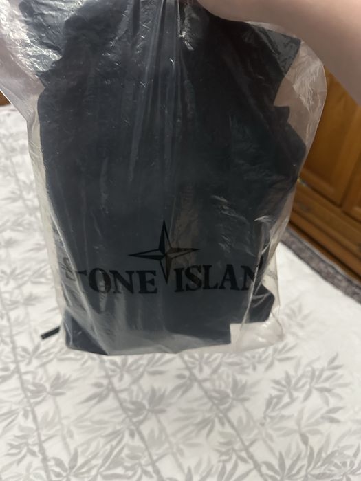 Продам Stone Island