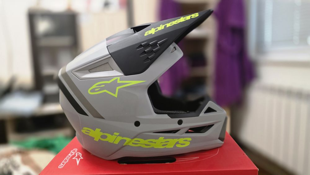 Каска Alpinestar M