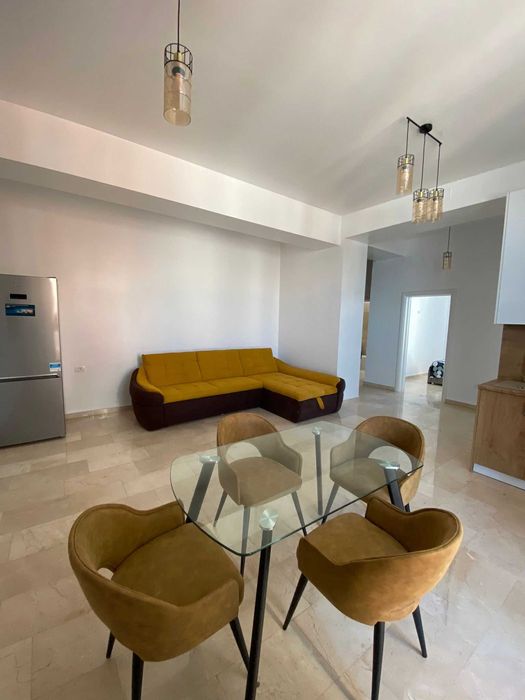 Inchiriez Apartament 3 Camere Mamaia Nord Vedere la Mare