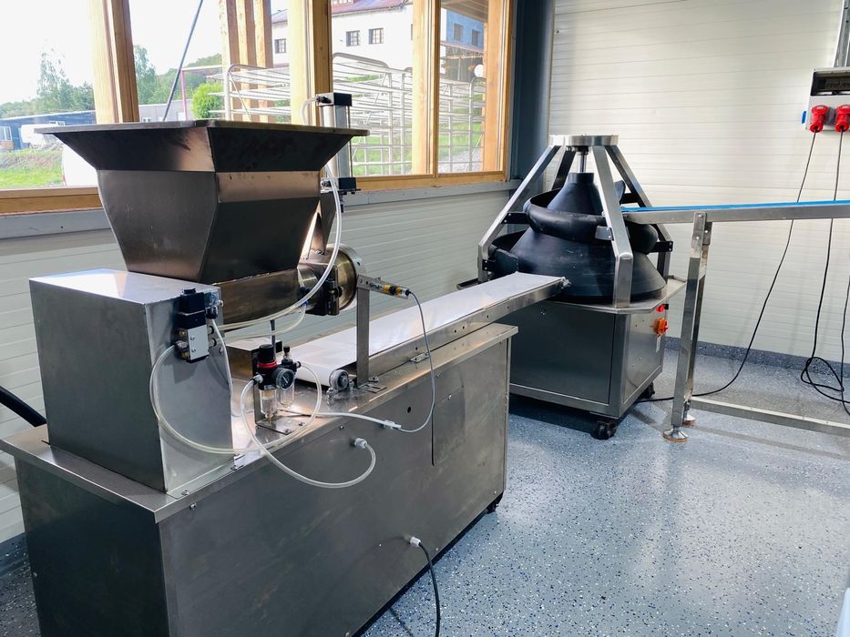 Echipamente brutărie, malaxor, divizor, rotunjitor, dospitor, cuptor