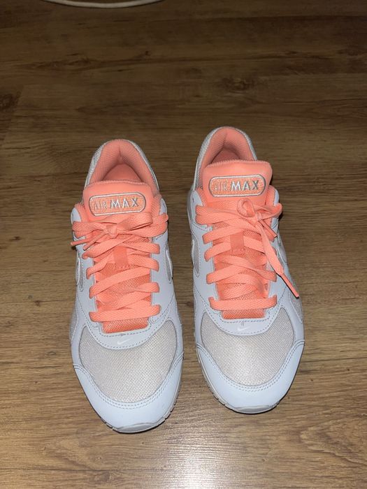 Adidasi Nile Air Max dama