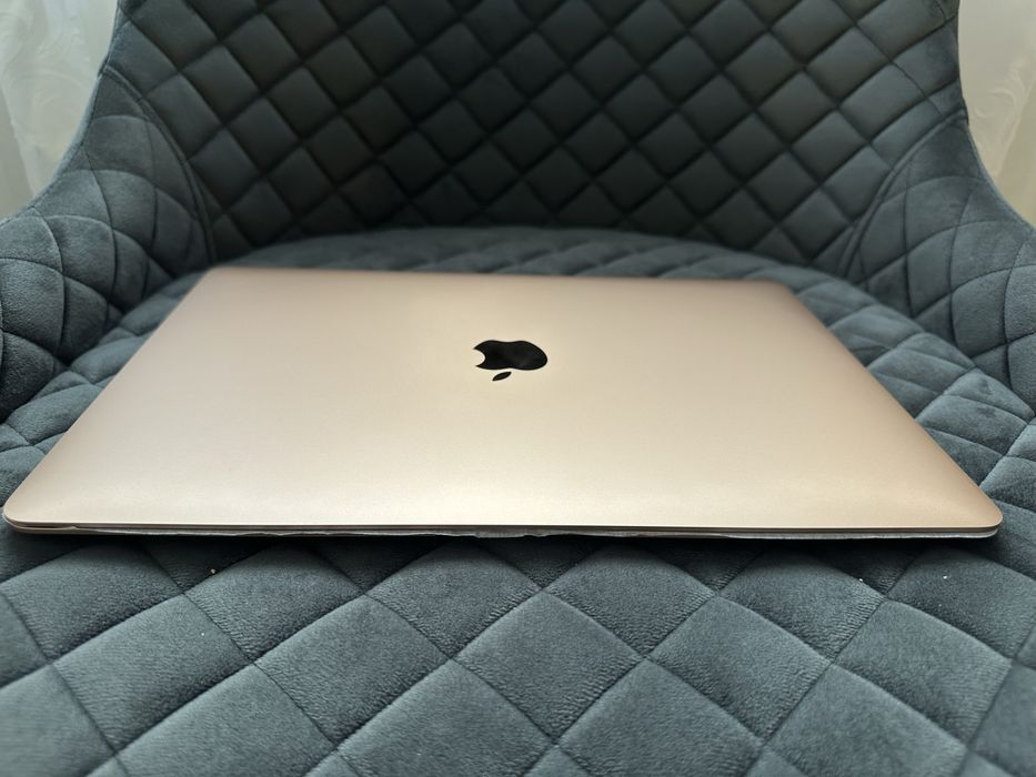 Macbook Air Retina 13" I5 2019 128Gb SSD - Full box
