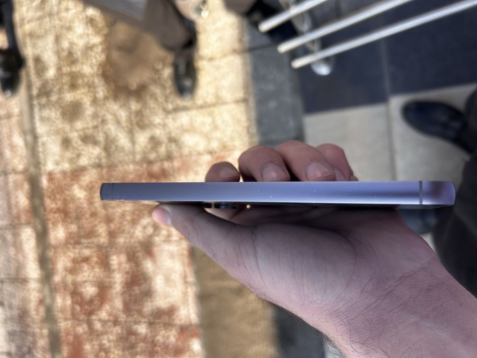 Samsung s23 fe черый