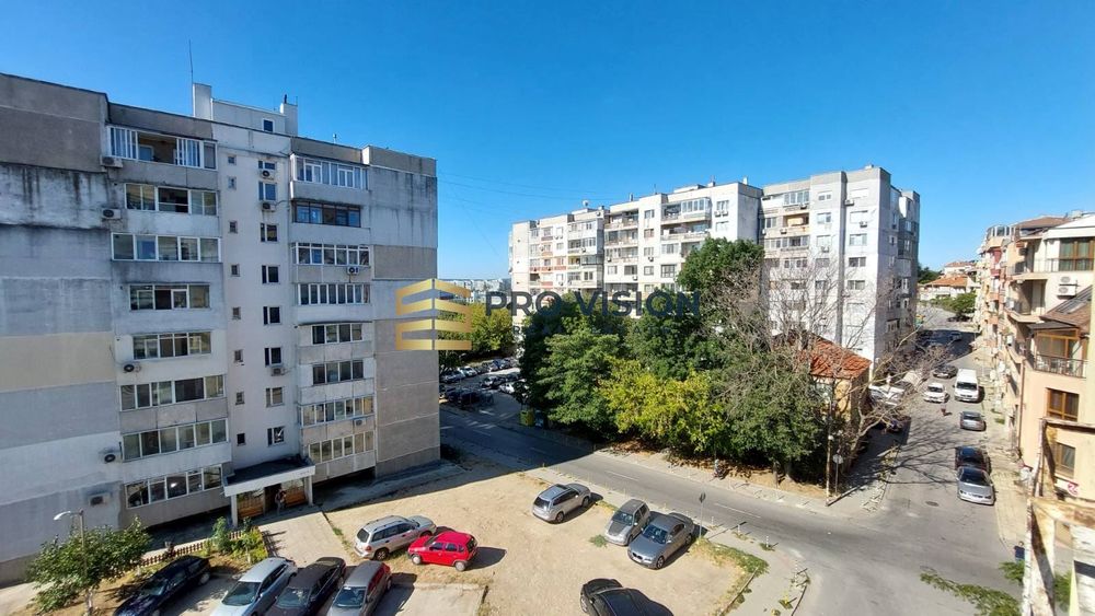 Тристаен апартамент под наем ХЕИ