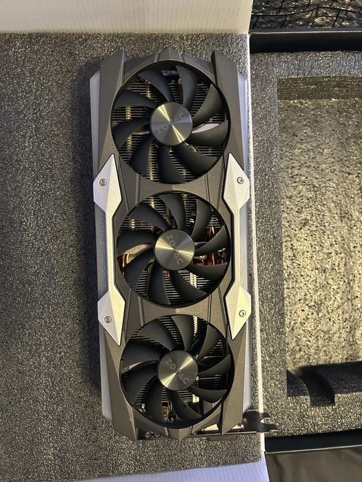 Zotac 1080 TI AMP Extreme ( без торга )