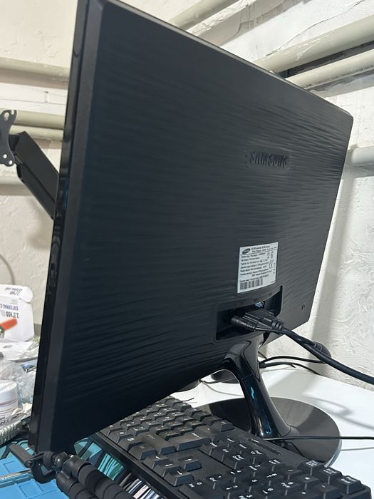 Монитор Samsung 21.5” Full HD 1920x1080