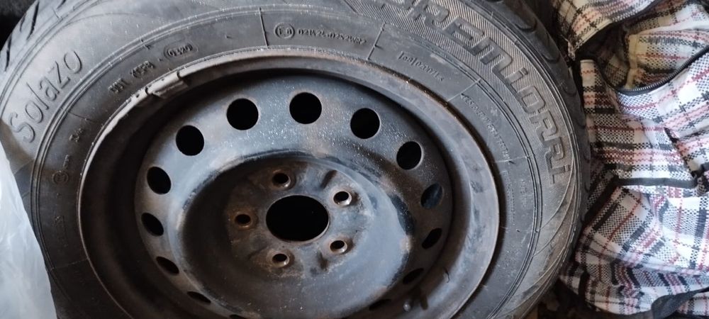 Срочно продам шины