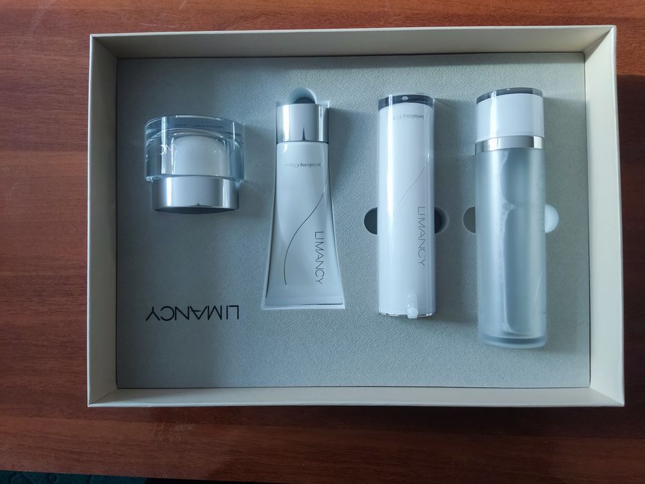 Limancy Оригинал ! Омолаживающий косметика продаётся срочно !