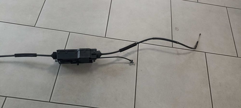 mecanism frana parcare BMW Seria 7, F01, F02, F03, F04, 3443 6797789