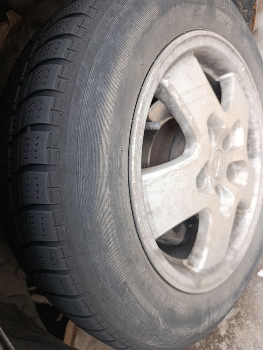 Продам резину зимнюю