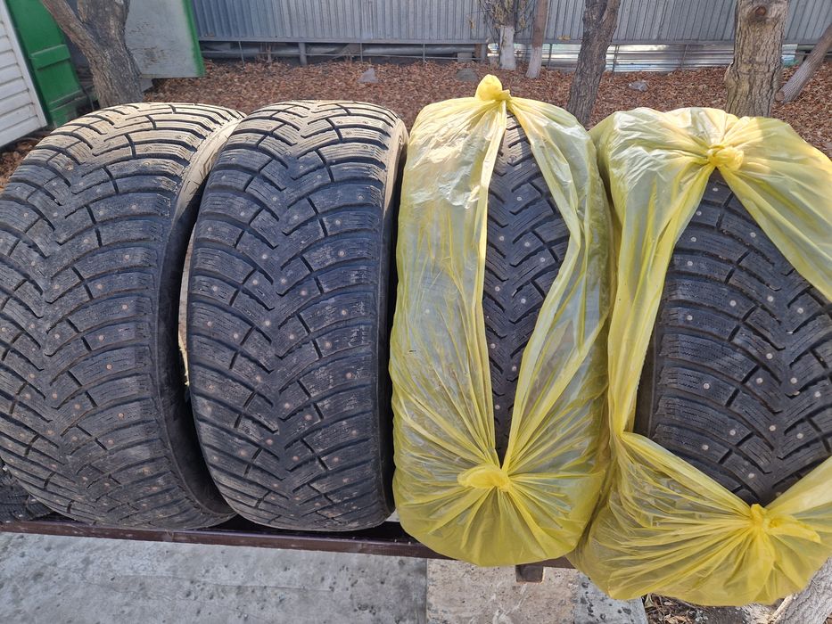Продам шины 275-55r20