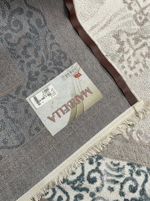 Продается ковер срочно