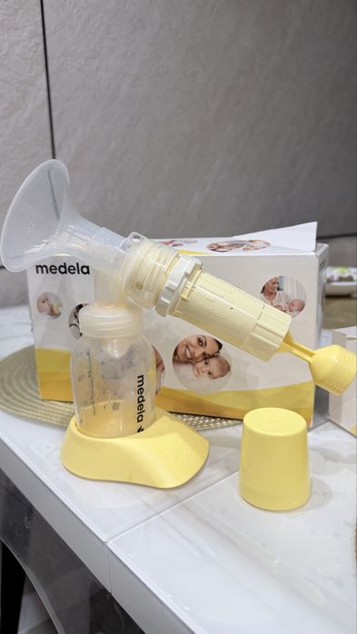 Молокоотсос ручной Medela