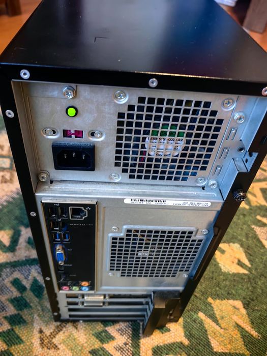 Vând PC performant – ideal pentru gaming și muncă!