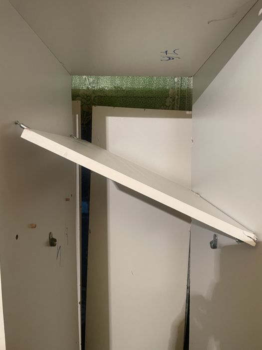 Dulap cu usi culisante