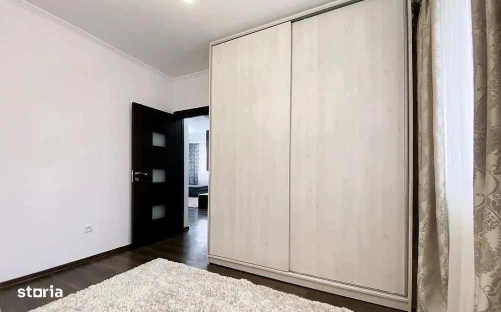 Apartament 3 camere 67  mp , parcare exterioara ,zona Tineretului .