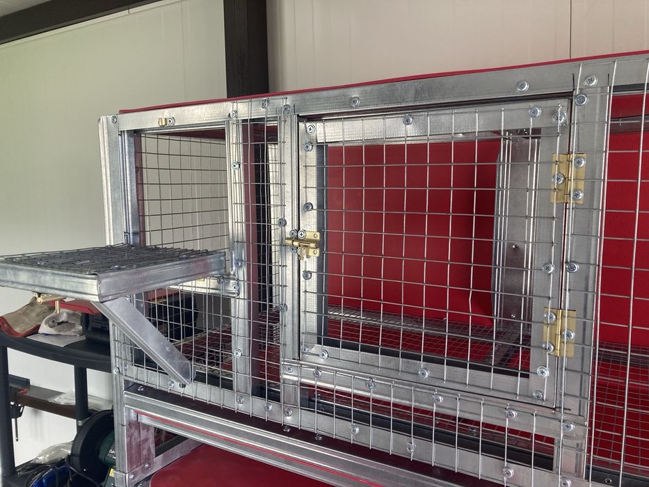 Клетки за пъдпъдъци и пилета