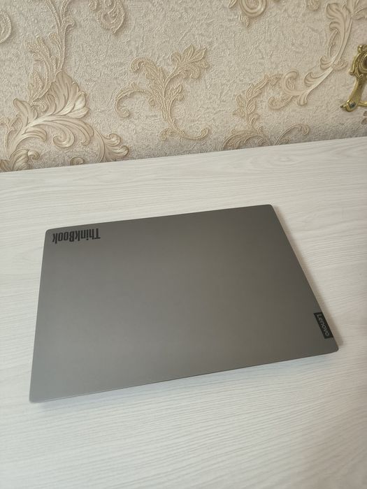 Lenovo ThinkBook 14 IML